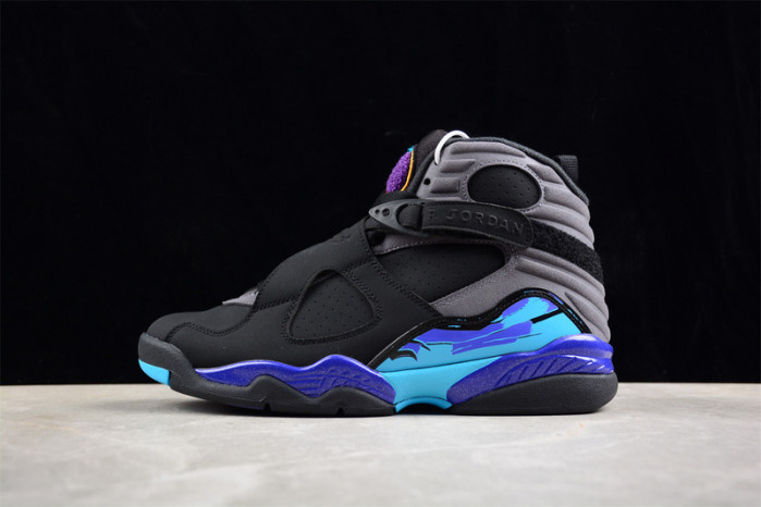 Air Jordan 8 