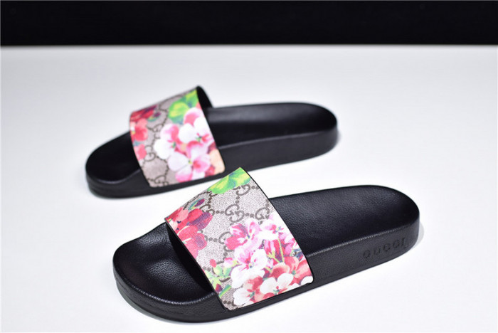 GUI SANDAL