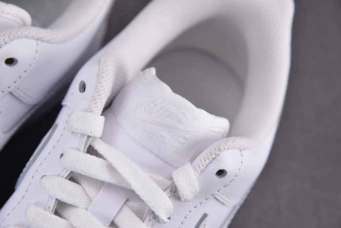 NIKE AIR FORCE 1 LOW WHITE 