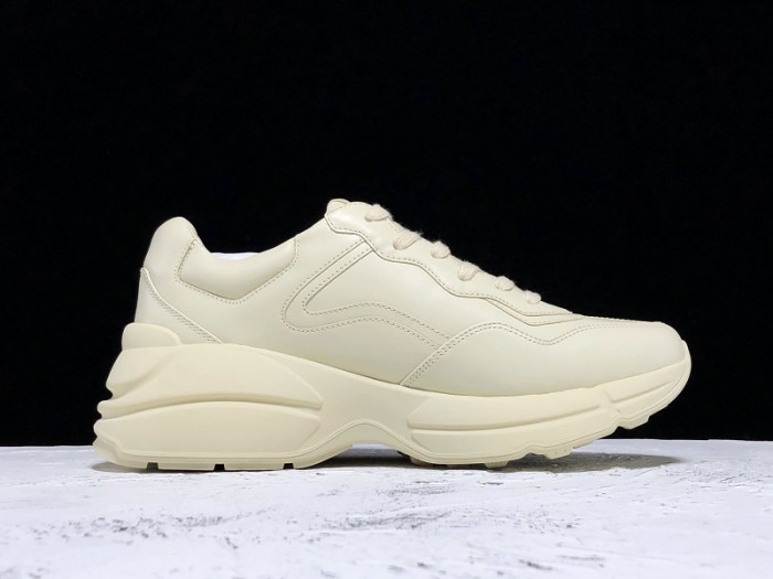 GUI SNEAKER