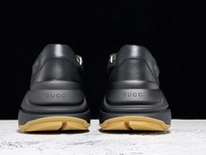 GUI SNEAKER