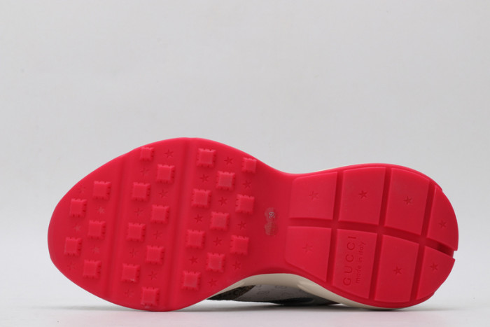 GUI SNEAKER