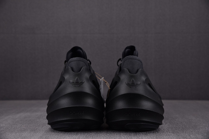 Ad Originals adiFOM Q“Black Carbon” HP6586