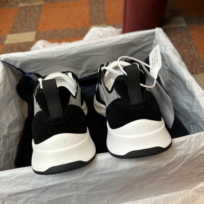 D10R B25 SNEAKER