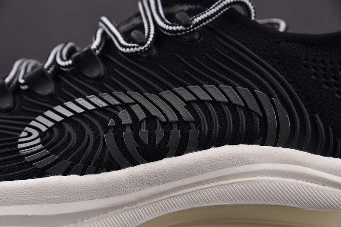 GUI SNEAKER