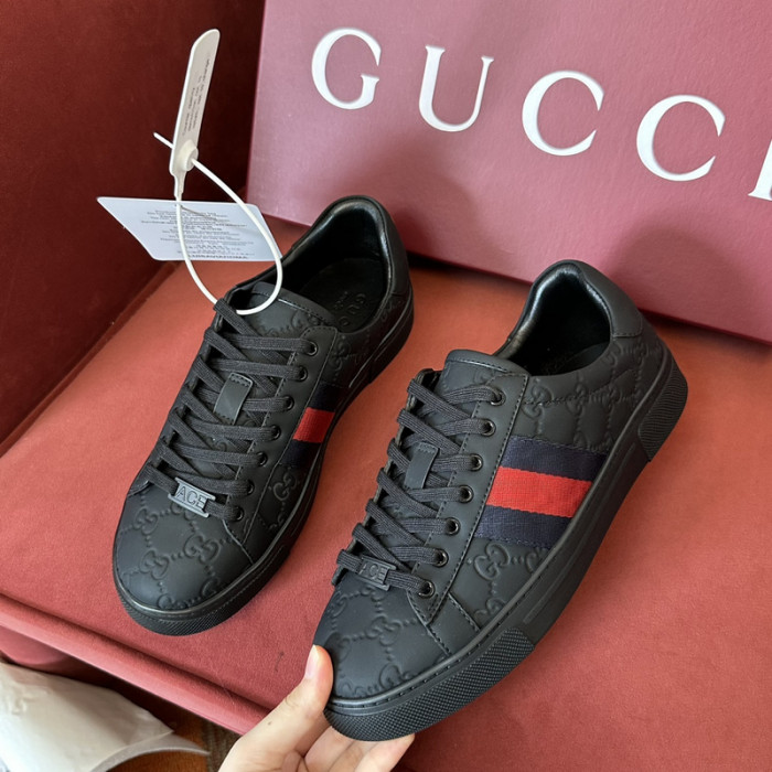 GUI SNEAKER