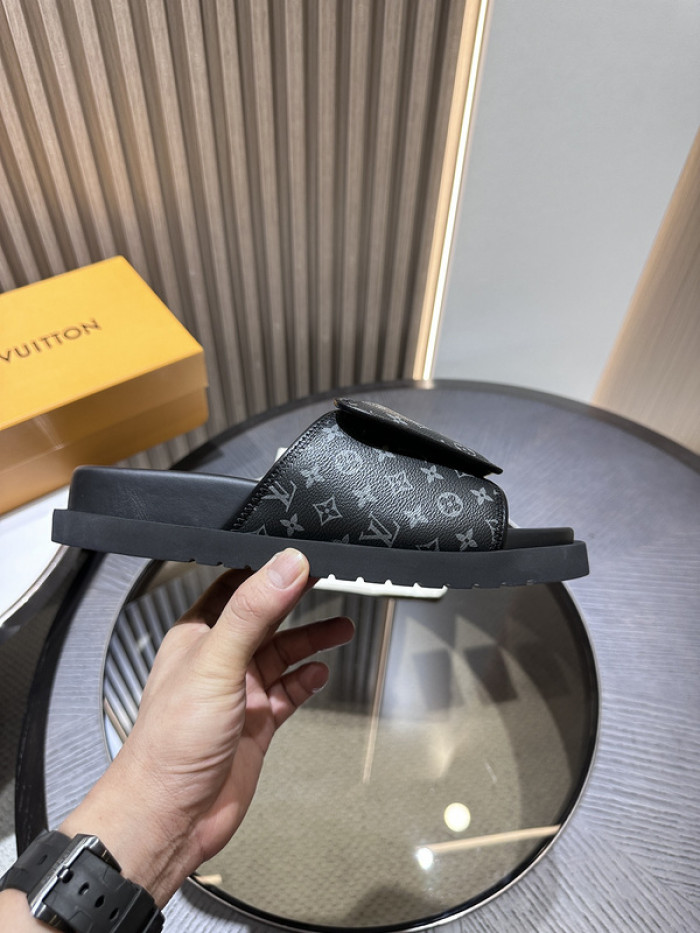 L0VT SANDAL