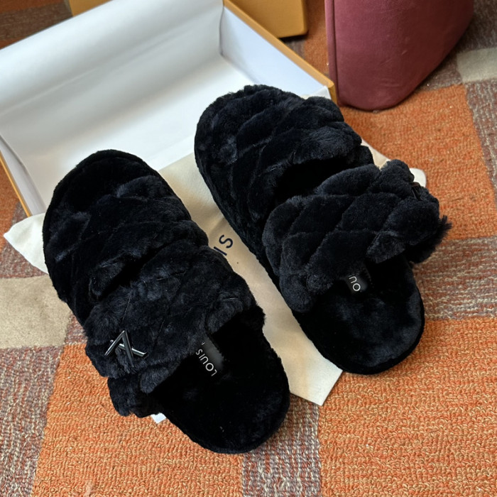 L0VT SANDAL