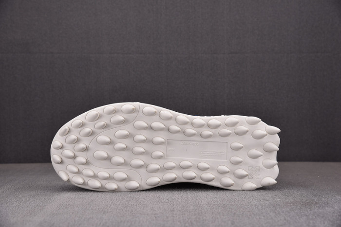 OFW SNEAKER