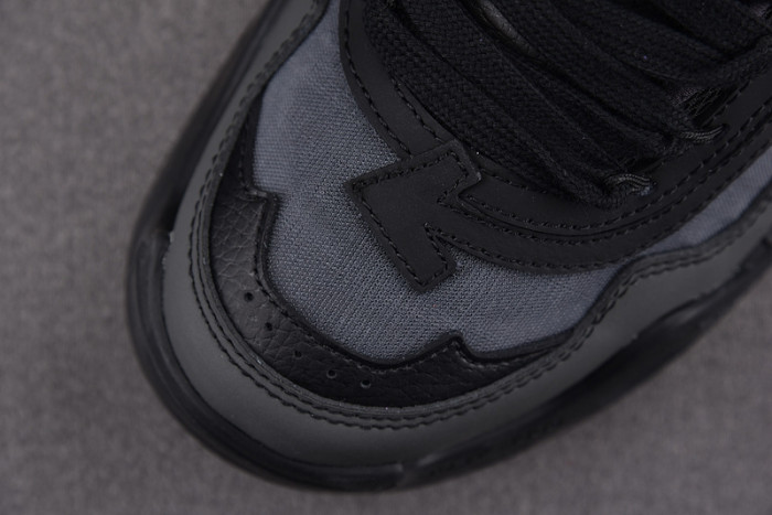 OFW SNEAKER